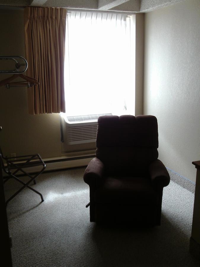 5Th Avenue Inn & Suites Rochester Bagian luar foto